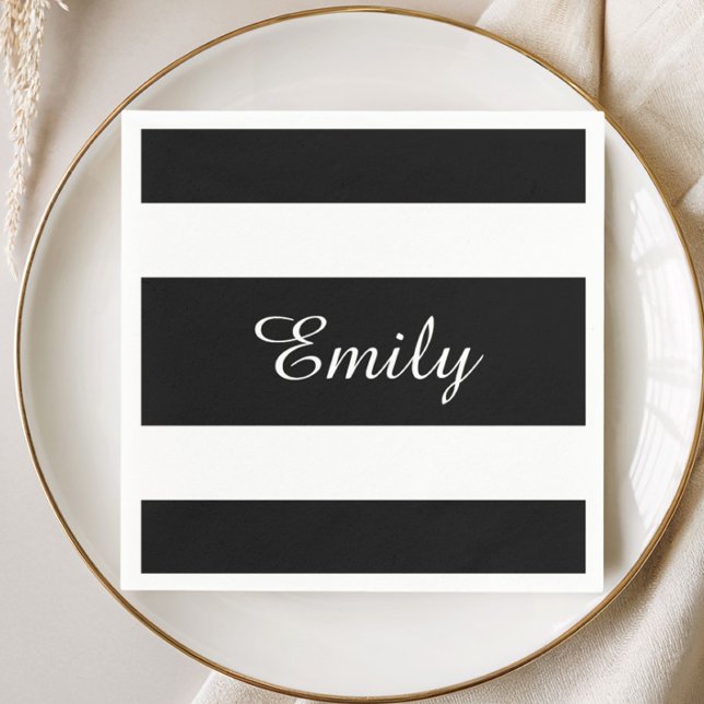 Serviette En Papier Imprimé de nom à rayures noir et blanc moderne (Modern Black And White Stripes Name Print Napkins)