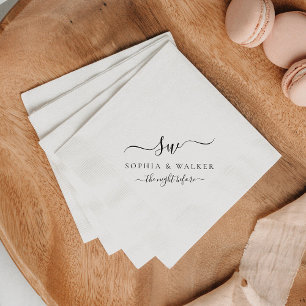 Serviette En Papier La Nuit Avant Le Dîner De Répétition Moderne Éléga