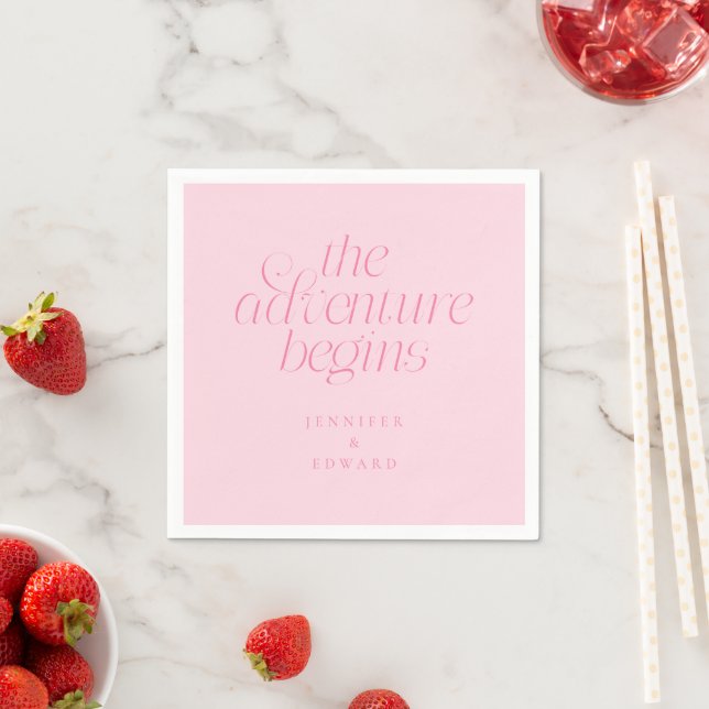 Serviette En Papier L'Aventure Commence Typographie Moderne Rose (En situation)