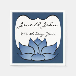 Serviette En Papier Lotus exquis dans les serviettes bleues