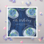 Serviette En Papier Lumière Blue Hydrangeas Wood 40th Birthday Party<br><div class="desc">Vous vous préparez à fêter un fabuleux 40e anniversaire ? Vous souhaitez ajouter une touche d'élégance rustique à la fête ? Découvrez nos magnifiques serviettes de fête du 40e anniversaire en bois rustique Blue Light Hydrangeas ! Ces charmants serviettes sont ornées d'adorables hydrangées bleu aquarelle, dressées contre un arrière -...</div>