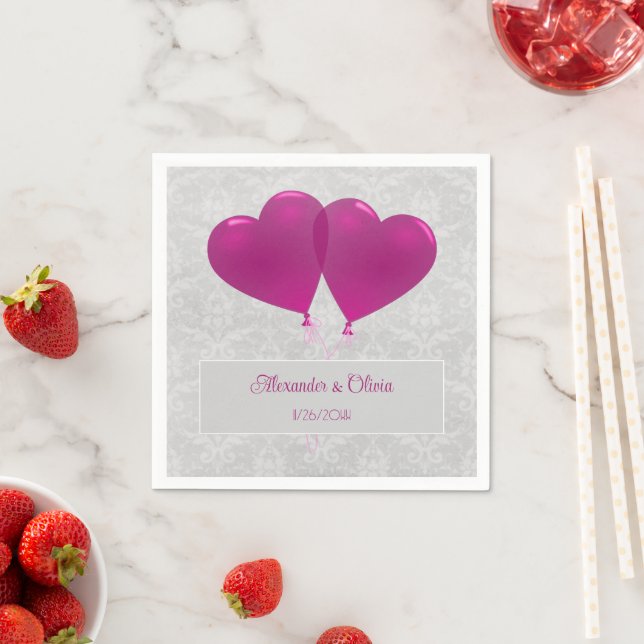 Serviette En Papier Magenta Heart Balloons Mariage Napkins (En situation)