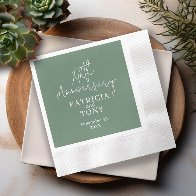 Serviette En Papier Mariage Anniversaire Personnalisé Sage Vert Modern (Modern Anniversary Napkins - Personalize with the year and names - sage green)