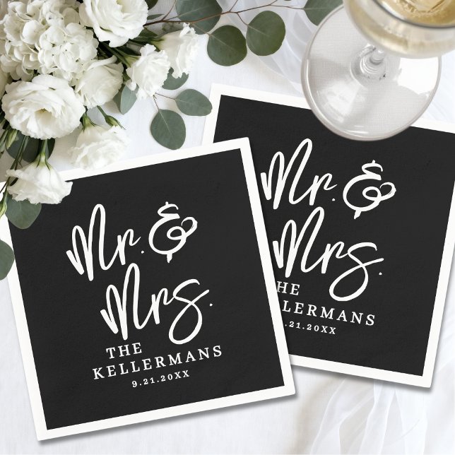 Serviette En Papier Mariage avec un script noir simple (Simple Black Script Wedding Napkins)