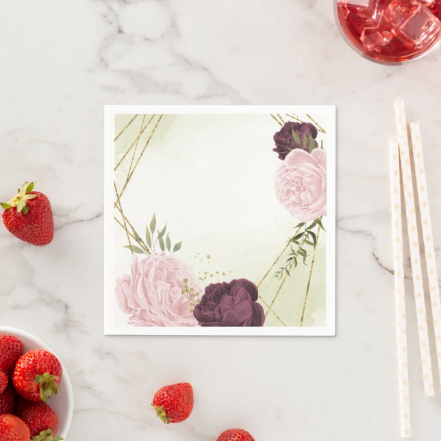 Serviette En Papier mariage cabernet fleurs roses verdure (En situation)