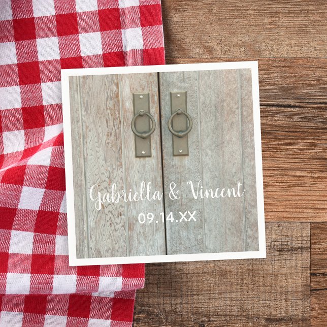 Serviette En Papier Mariage campagnard des portes à double grange (Add a rustic chic flair to your farm wedding reception with the charming barn door paper napkins.)