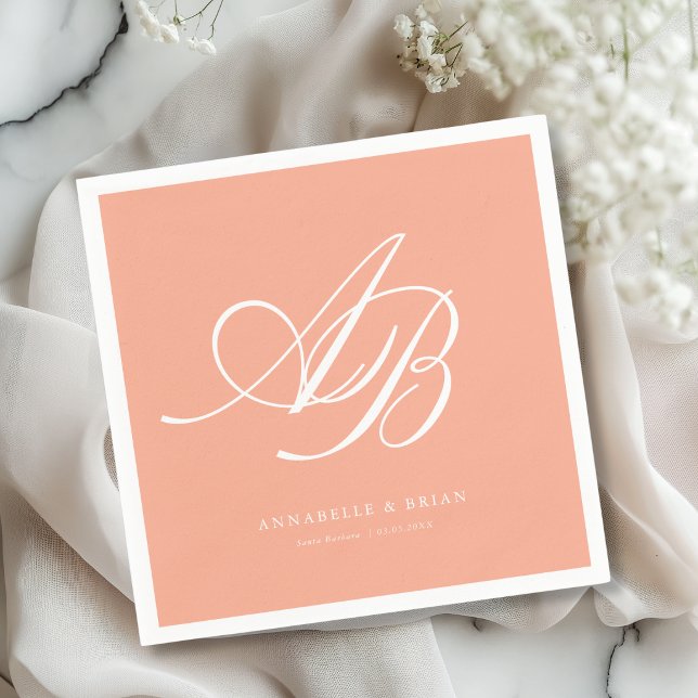 Serviette En Papier Mariage Corail Élégant Monogramme  (Elegant Monogram Coral Wedding Napkins)