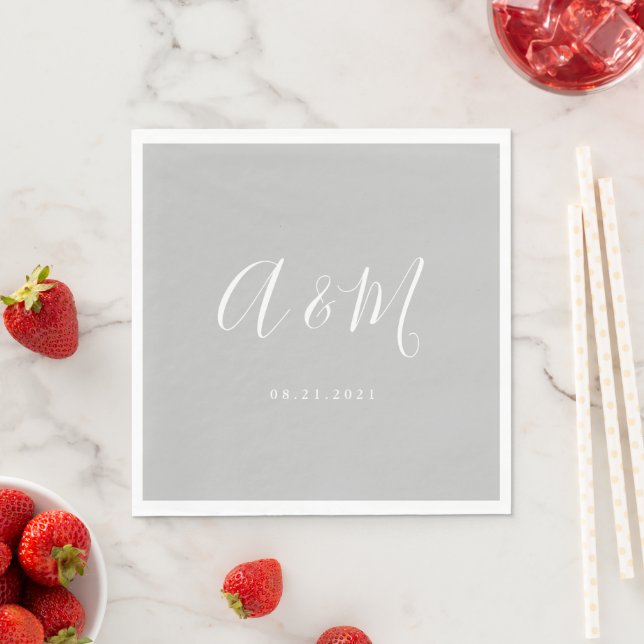 Serviette En Papier Mariage de monogramme blanc argenté (En situation)