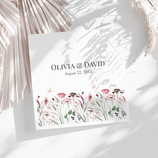 Serviette En Papier Mariage de prairie rose (Pink Poppy Meadow Wedding Napkins on a sunny white table.)