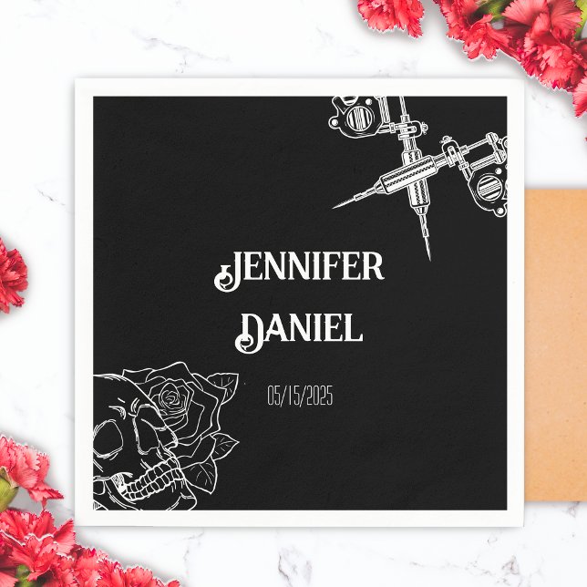 Serviette En Papier Mariage de tatouage de crâne noir et blanc (Black and White Skull Tattoo Wedding Napkin)