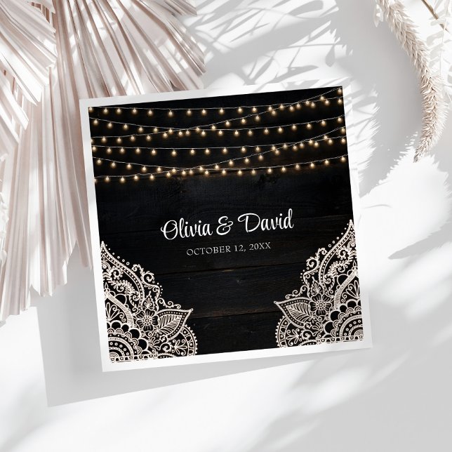 Serviette En Papier Mariage d'élégance rustique noir et blanc (Black and White Rustic Elegance Wedding Napkins on a sunny white table.)