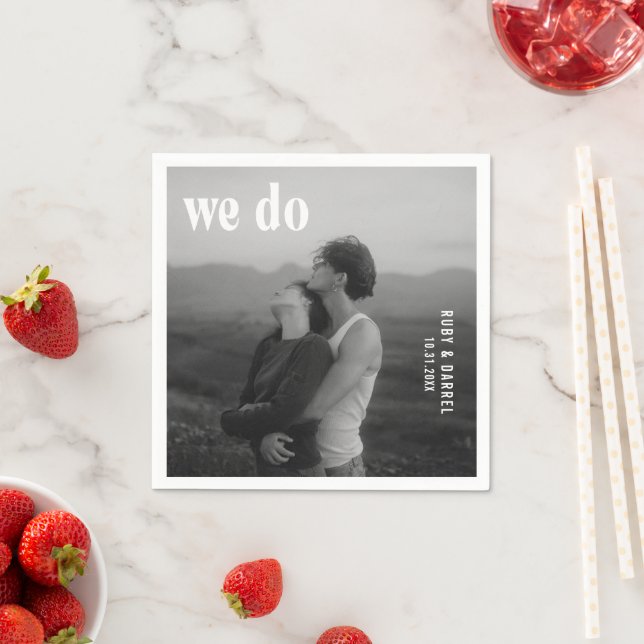 Serviette En Papier Mariage Moderne de Ruby Photo (En situation)