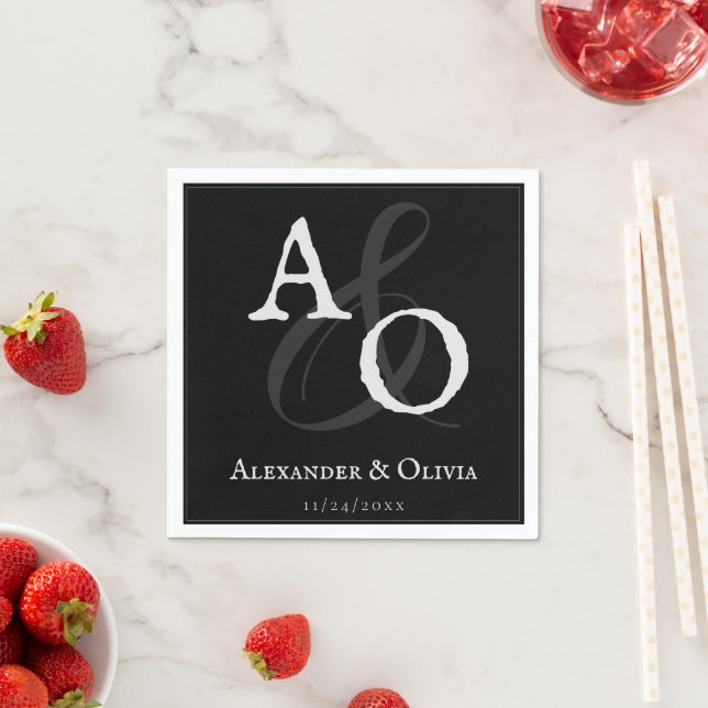 Serviette En Papier Mariage Monogramme minimaliste noir (En situation)