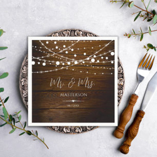 Serviette En Papier Mariage Simple Rustique en Bois et Lumières de Gui