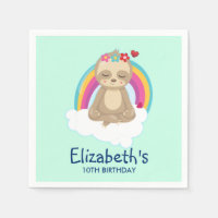 Mignonne Brown Sloth Méditant sur un nuage Anniver