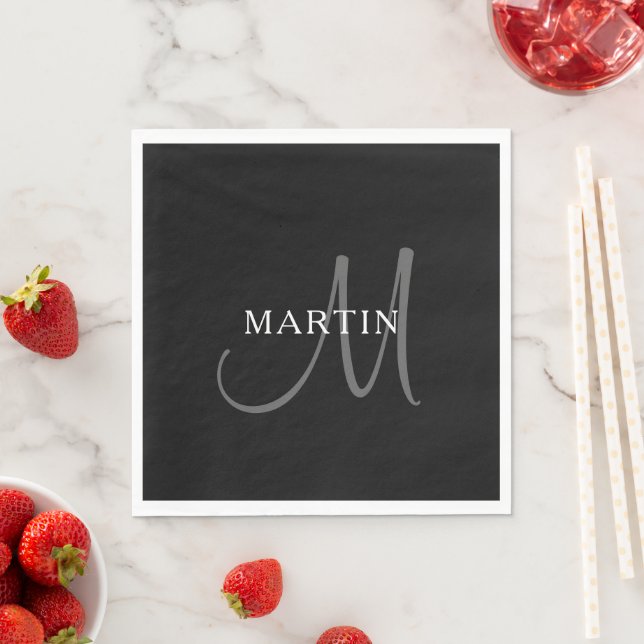 Serviette En Papier Monogramme de nom élégant | Noir Blanc & Gris (En situation)
