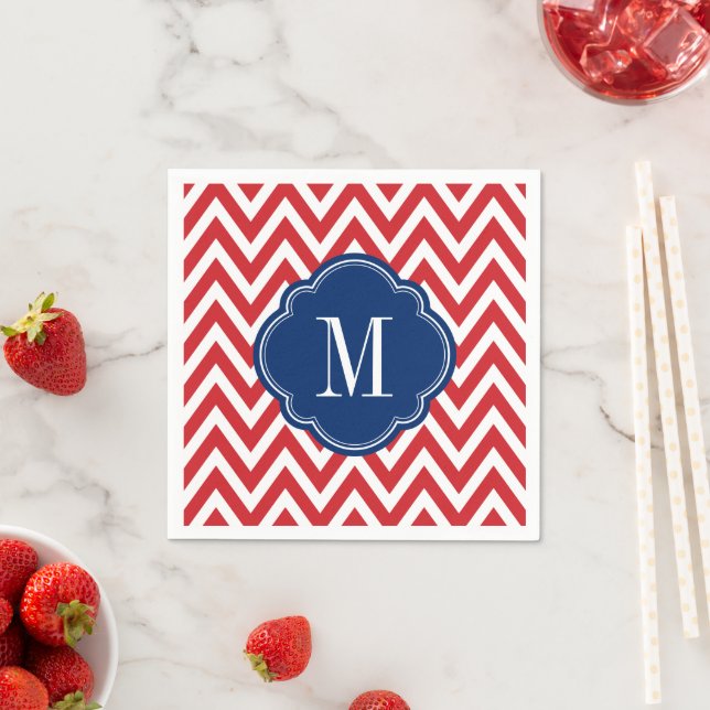 Serviette En Papier Monogramme rouge blanc et bleu Chevron (En situation)