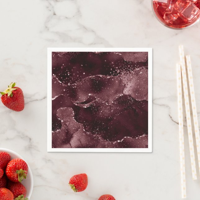 Serviette En Papier Moody Agate | Vin Bordeaux Sangria Merlot Maroon (En situation)