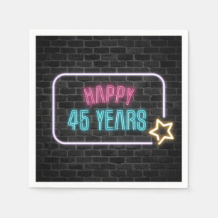 Serviette En Papier Neon 45e Marque d'anniversaire sur mur de briques