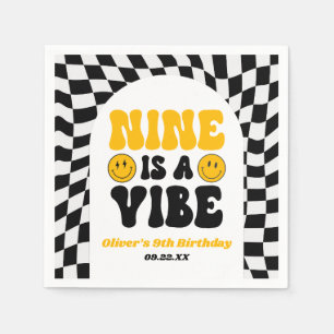 Serviette En Papier Neuf Est Une Vibration Rétro Neuvième 9ème Fête D'