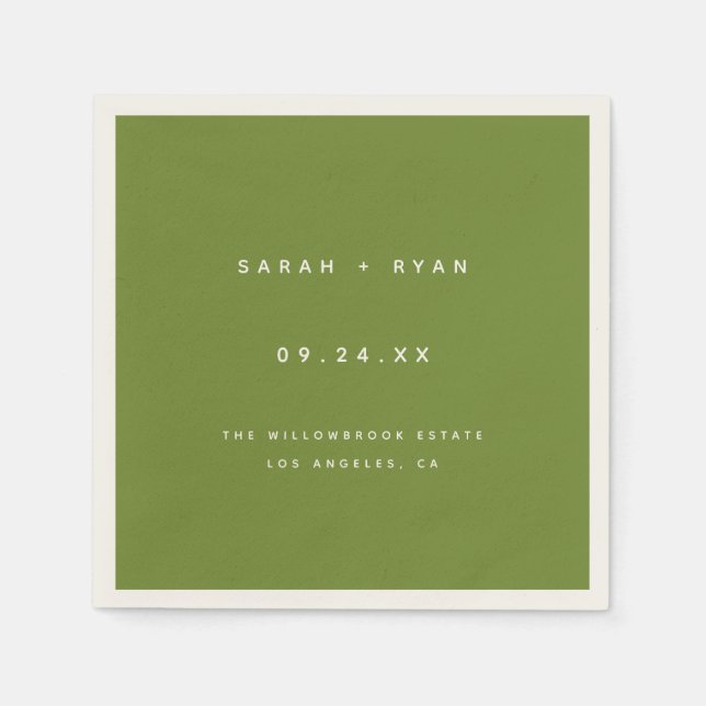 Serviette En Papier Noms de mariage personnalisés vert olive moderne (Devant)