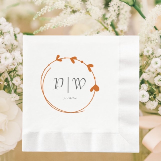 Serviette En Papier Orange Brûlé Simple Coeur Mariage Monogramme (In Situ Wedding)