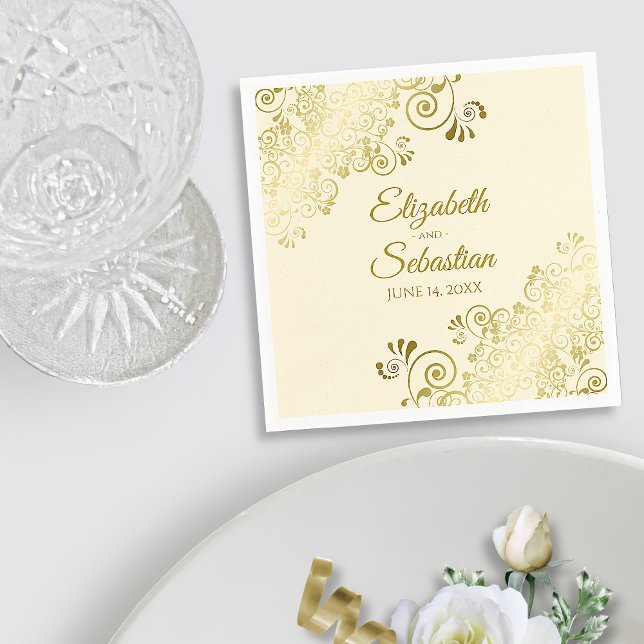 Serviette En Papier Ornate Gold Floral Filigree Elegant Cream Wedding (In Situ with Plate)