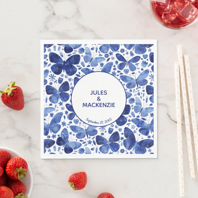 Serviette En Papier Papillons modernes Aquarelle Indigo Blue Napkins (En situation)