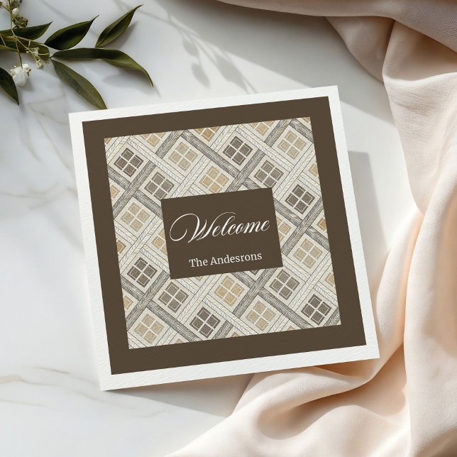 Serviette En Papier Personnalisé Beige et Brown serviettes Chic géomét (Personalized Beige and Brown Napkins Chic Geometric )