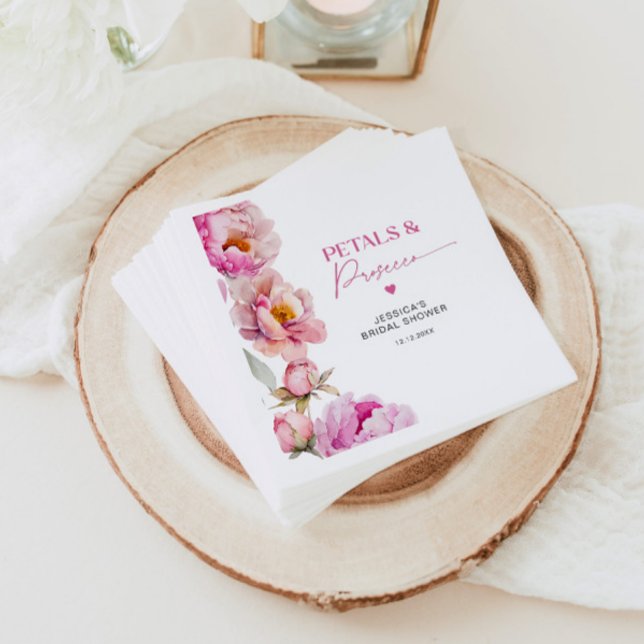 Serviette En Papier Pétales florales rose vif et mariée au parquet (Créateur téléchargé)