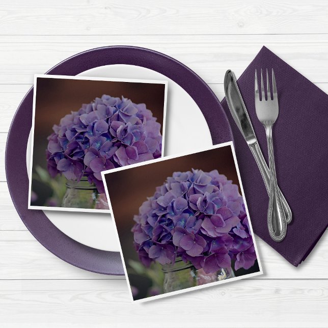 Serviette En Papier Photographie d'hortensia violet rustique dans un p (Rustic Purple Hydrangea in Mason Jar Photograph Table Napkins)