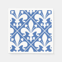 Pretty Blue et White French Fleur de Lys