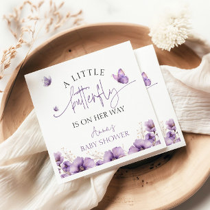 Serviette En Papier Purple Un papillon bébé est en chemin baby shower