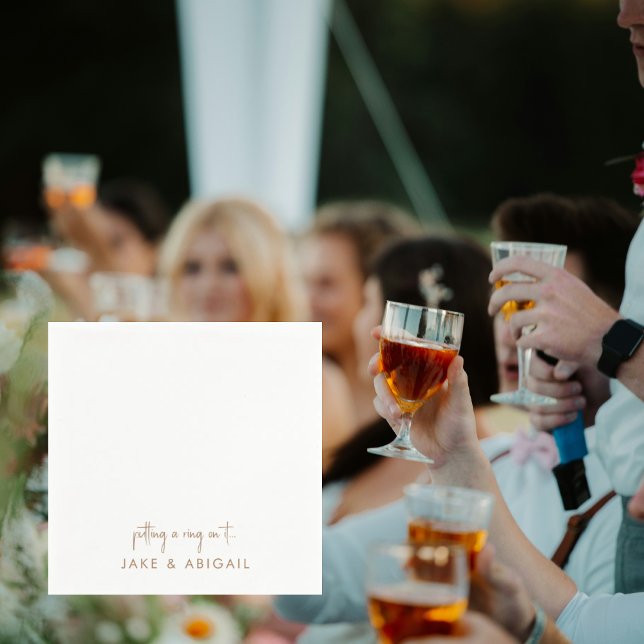 Serviette En Papier Putting a Ring on It Personalized Engagement Party (Créateur téléchargé)