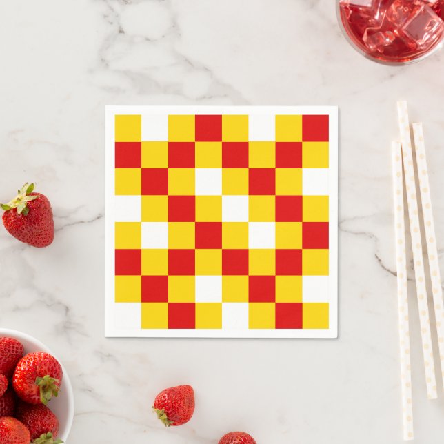 Serviette En Papier Red White Yellow Checkered Pattern Design  (En situation)