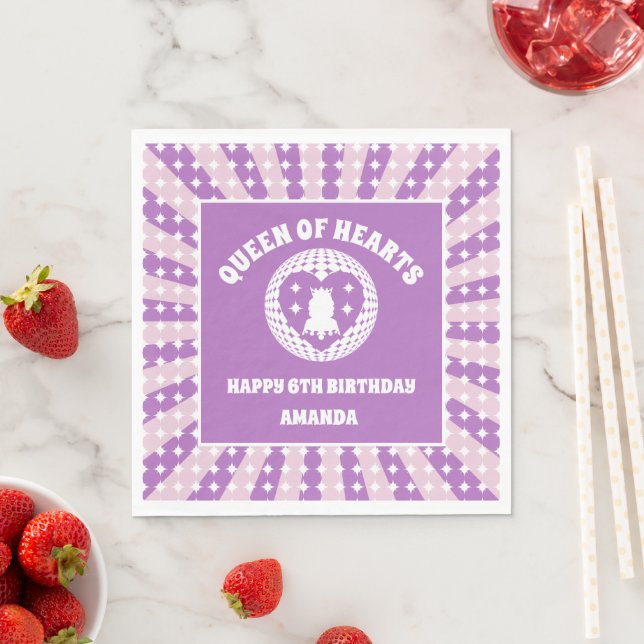 Serviette En Papier Retro Purple Reine Des Coeurs Anniversaire (En situation)