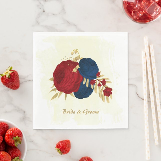 Serviette En Papier Romantique rouge foncé & bleu marine fleurs or (En situation)