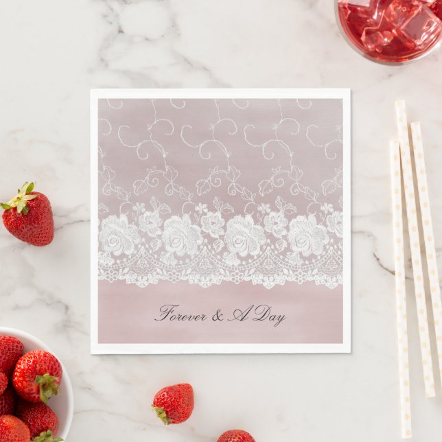 Serviette En Papier Rose romantique Blush Rose Blanche dentelle Mariag (En situation)
