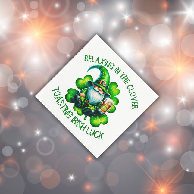 Serviette En Papier Saint Patrick Gnome mignonne avec bière | (Créateur téléchargé)