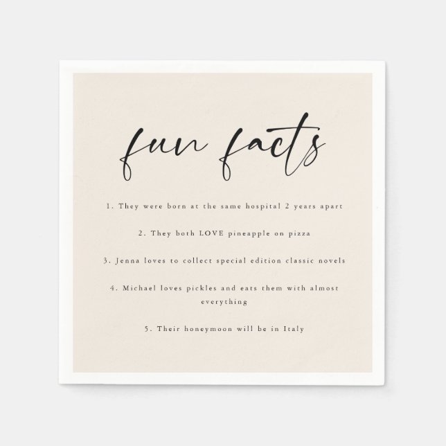 Serviette En Papier Script beige moderne "Fun Facts" Mariage (Devant)