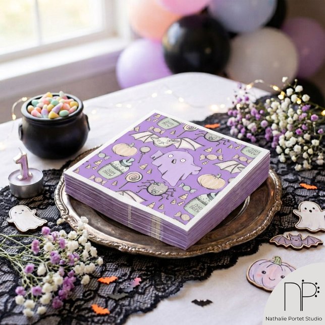 Serviette En Papier Serviettes de Halloween pour bébé effrayant (This Halloween Napkin features hand-drawn baby themed art, perfect for 1st birthdays and showers.)