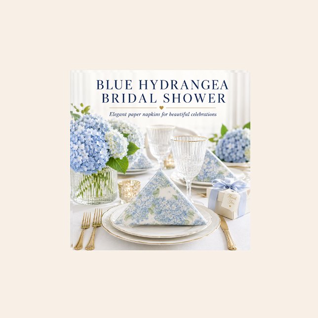 Serviette En Papier Serviettes de table florales Hydrangea bleue pour  (Elegant blue hydrangea paper napkins styled for bridal showers, weddings and garden celebrations.)