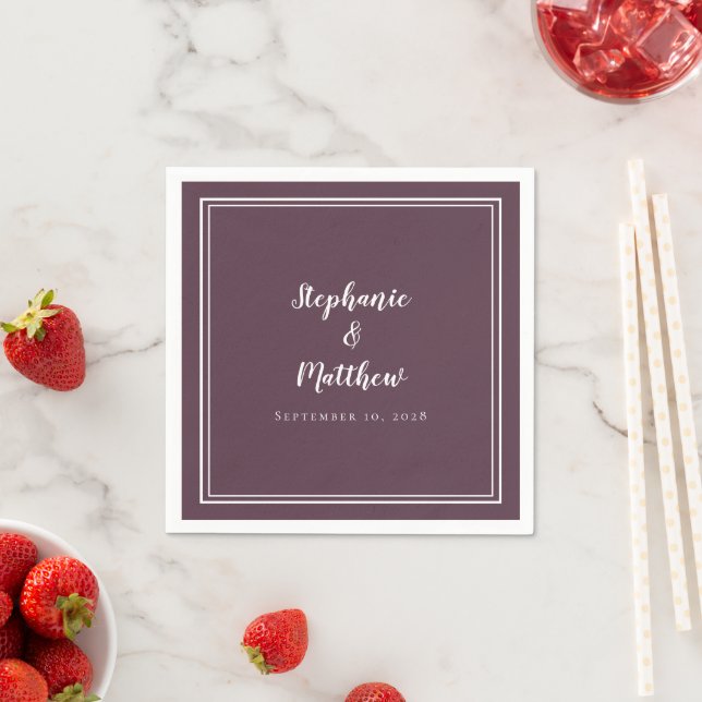 Serviette En Papier Simple Cassis Purple minimaliste mariage (En situation)