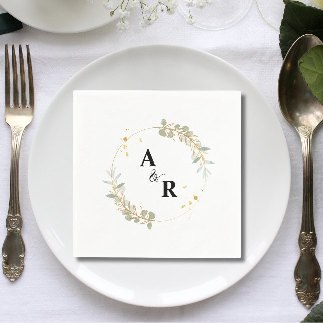 Serviette En Papier Simple Élégant Initiales de Couple de Verdure Mari (Simple elegant greenery couple initials wedding napkins add fresh timeless charm to receptions.
)