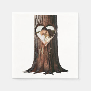 Serviette En Papier Souche d'arbre à cœur sculpté Mariage rustique min
