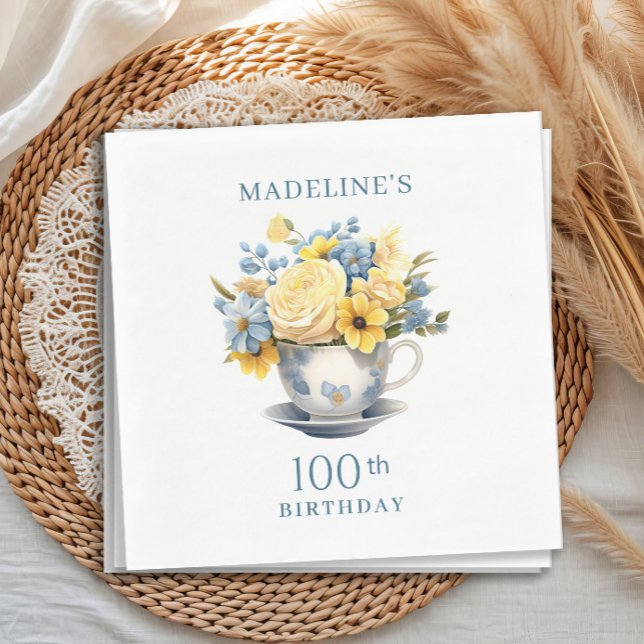 Serviette En Papier Teacup Fleurs Bleues Jaunes 100e anniversaire (Blue teacups with yellow floral birthday party paper napkins, customizable with your text)