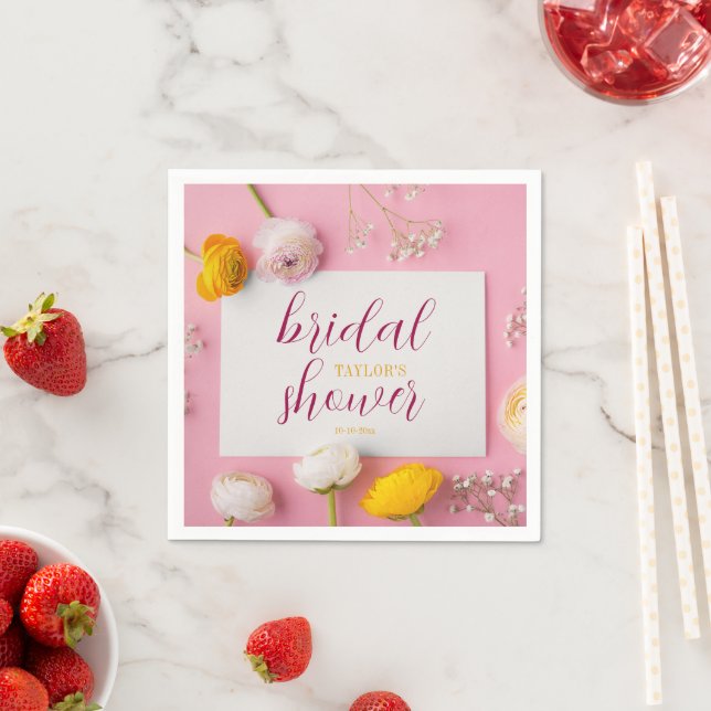 Serviette En Papier Thème floral rose pour la douche de la mariée (En situation)