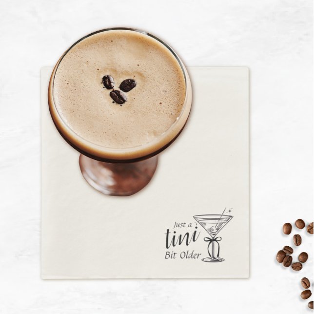 Serviette En Papier Tini Bit Older - Classé thème Martini (Tini Bit Older Girls Martini Birthday Party Decorations - Paper Napkin)
