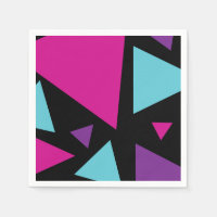 Triangles en rose, violet, bleu et noir