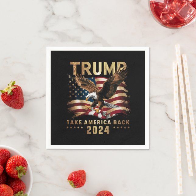 Serviette En Papier Trump 2024 Reprendre l'Amérique Drapeau américain  (En situation)